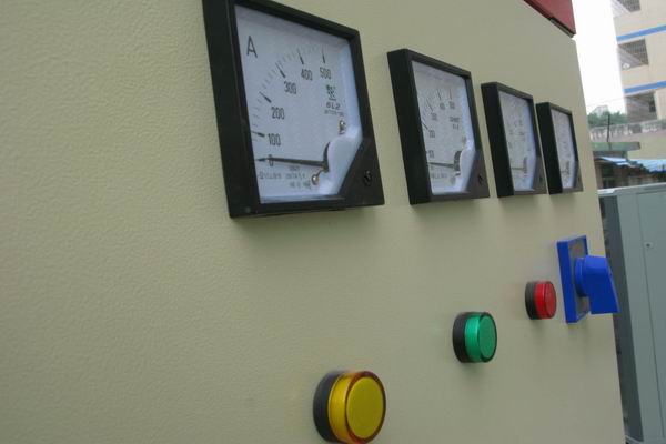 昂昂溪配电柜-3683讲讲配电柜注意事项